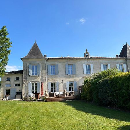 Domaine De La Gemoliere Bed & Breakfast Gémozac Exterior foto